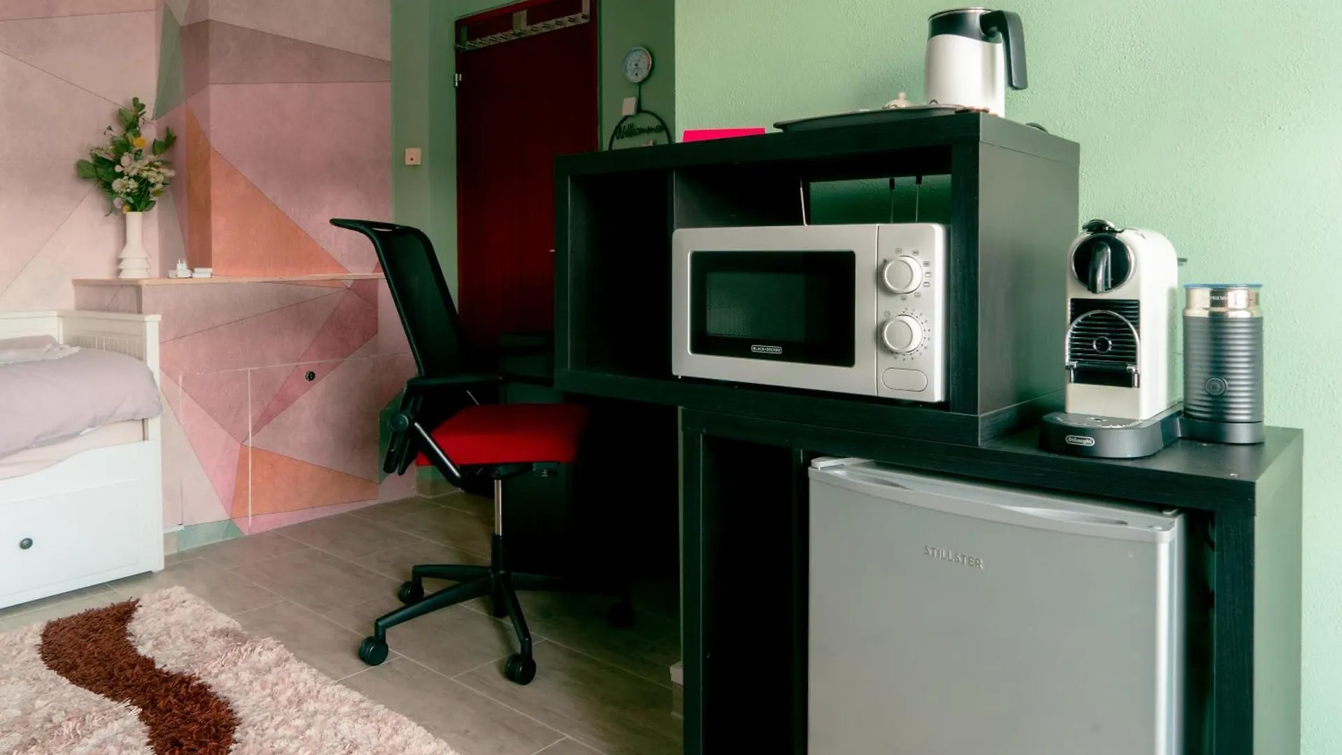 Gemuetliches Zimmer Im Stuttgart Flughafen Messe Ostfildern Germany